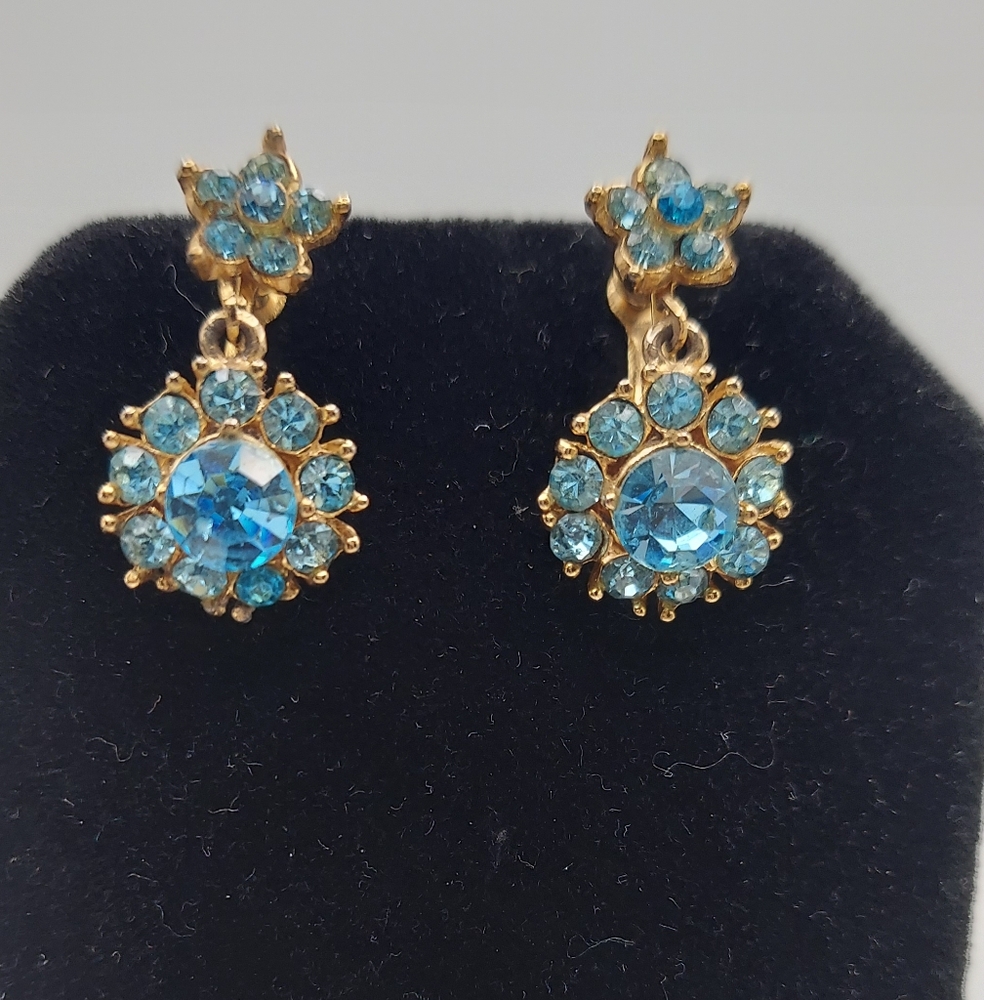 Vintage Blue Rhinestone and Brass Screwback Dangle Earrings 1", VGC.